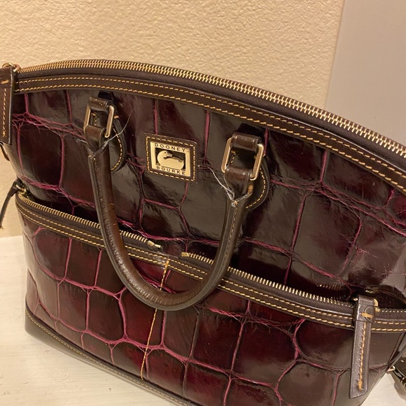 Dooney and Bourke Purse - Picture 4 of 5